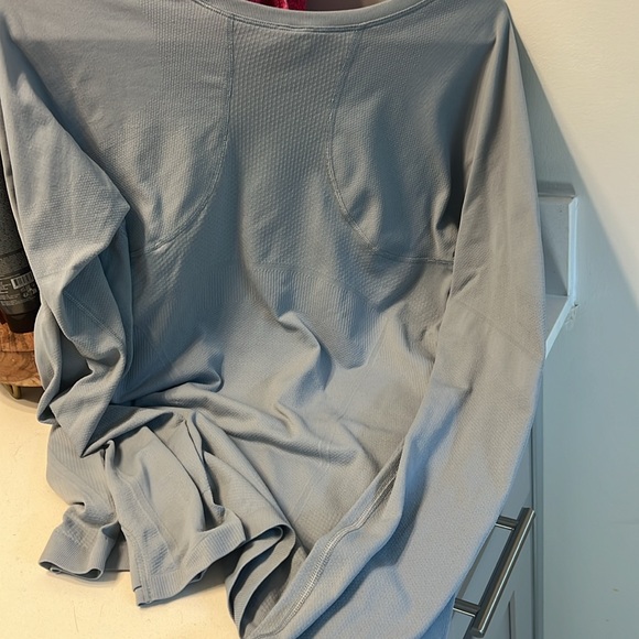 Athleta long sleeve excellent condition blueish gray - Picture 5 of 5